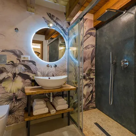 Guest house Caieta Housing